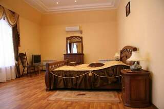 Санаторий Княжна Мери Железноводск Апартаменты трехкомнатные с двумя спальнями, гостиной.-2